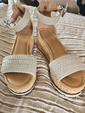 STUNNING DV Dulce Vita BARKLY Woven Strappy Platform ESPADRILLE Sandals